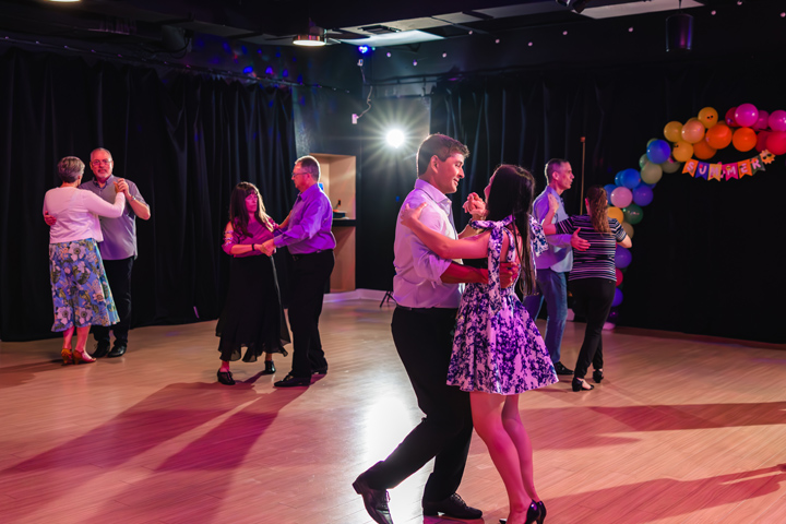 Wedding dance choreography instruction